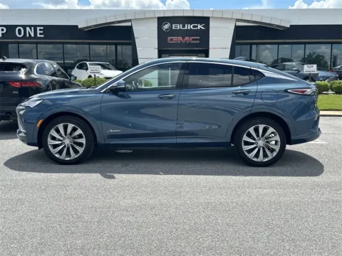 More photos of 2025 Buick Envista Avenir at Step One Cadillac Buick GMC Pensacola, FL