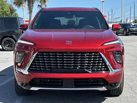 More photos of 2025 Buick Enclave Avenir at Step One Cadillac Buick GMC Pensacola, FL