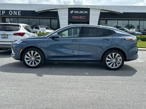More photos of 2025 Buick Envista Avenir at Step One Cadillac Buick GMC Pensacola, FL