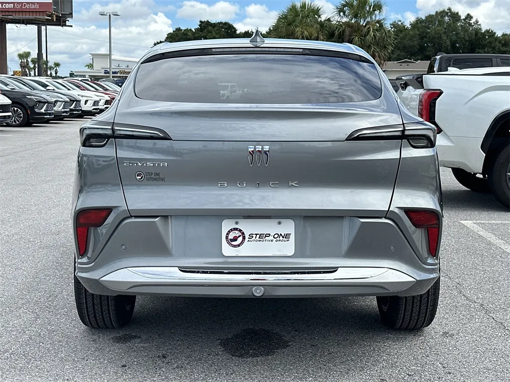 2025 Buick Envista Avenir photo 2