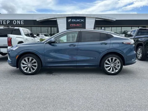 More photos of 2025 Buick Envista Avenir at Step One Cadillac Buick GMC Pensacola, FL