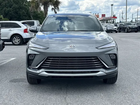 More photos of 2025 Buick Envista Preferred at Step One Cadillac Buick GMC Pensacola, FL