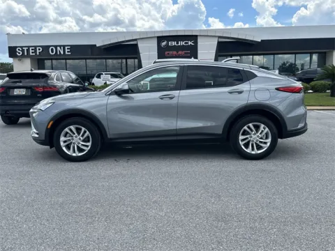 More photos of 2025 Buick Envista Preferred at Step One Cadillac Buick GMC Pensacola, FL