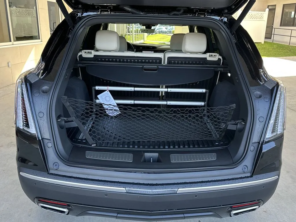 2025 Cadillac XT5 Sport - Photo 33