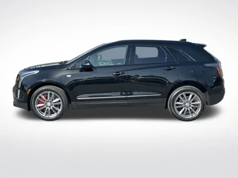 More photos of 2025 Cadillac XT5 Sport at Step One Cadillac Buick GMC Pensacola, FL