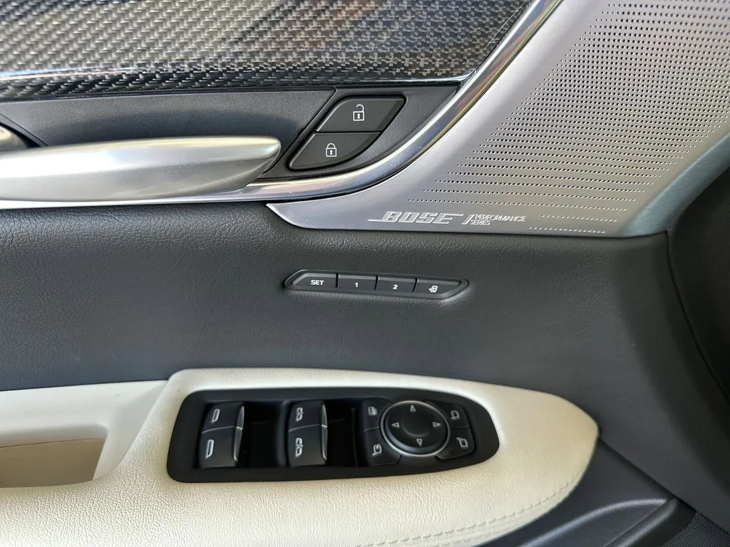 2025 Cadillac XT5 Sport - Photo 12