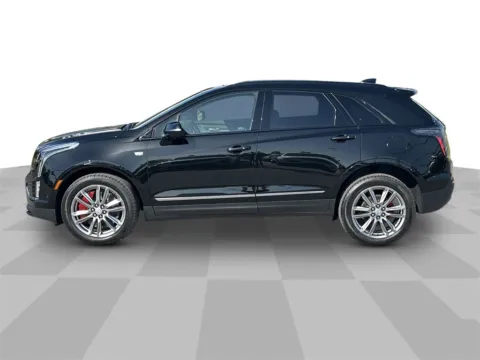 More photos of 2025 Cadillac XT5 Sport at Step One Cadillac Buick GMC Pensacola, FL