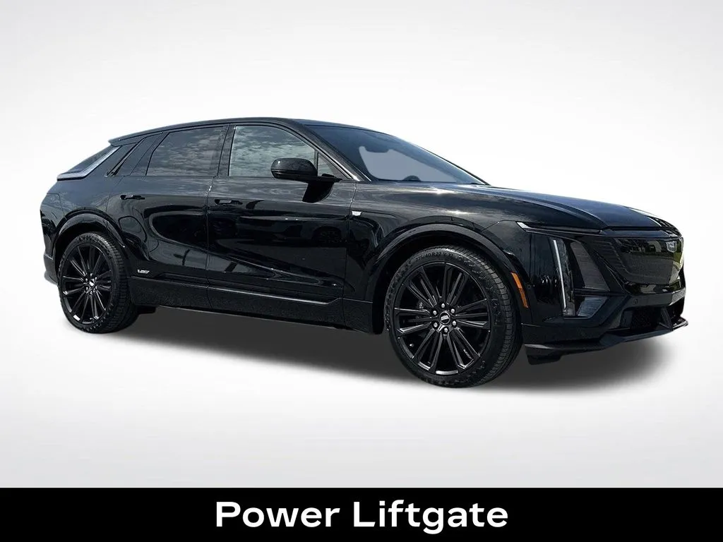 2026 Cadillac LYRIQ V Premium - Photo 11