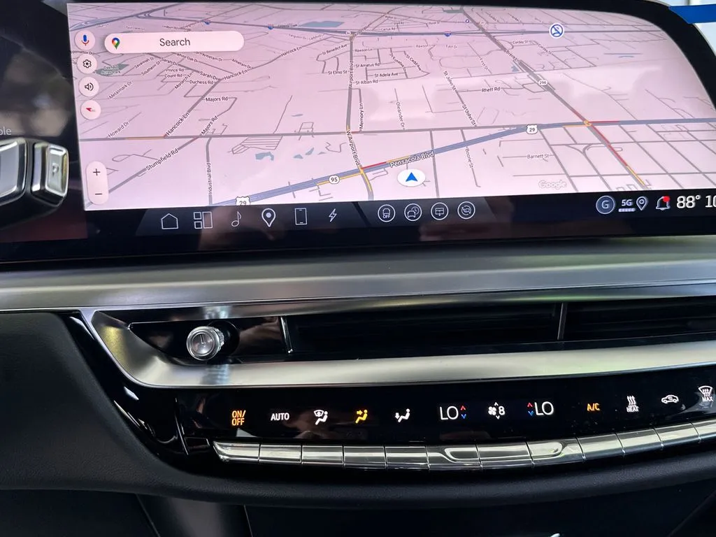 2026 Cadillac LYRIQ V Premium - Photo 27