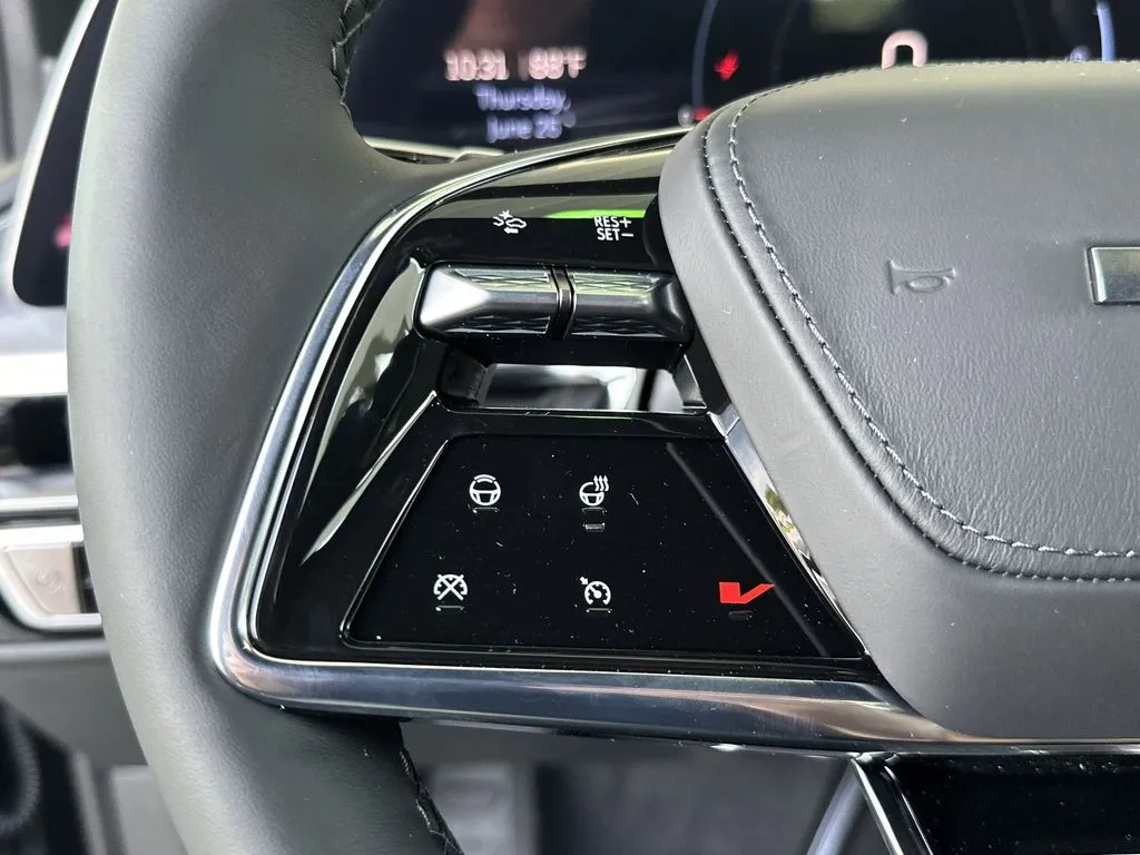 2026 Cadillac LYRIQ V Premium - Photo 24