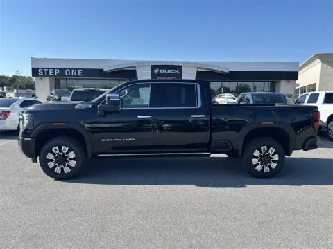 More photos of 2025 GMC Sierra 2500HD Denali at Step One Cadillac Buick GMC Pensacola, FL