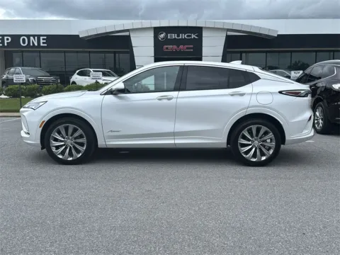 More photos of 2025 Buick Envista Avenir at Step One Cadillac Buick GMC Pensacola, FL