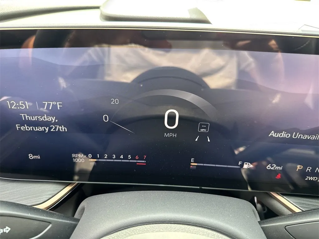 2025 Buick Envision Sport Touring photo 4