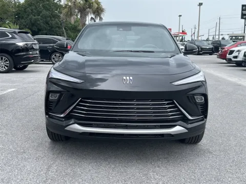 More photos of 2025 Buick Envista Preferred at Step One Cadillac Buick GMC Pensacola, FL