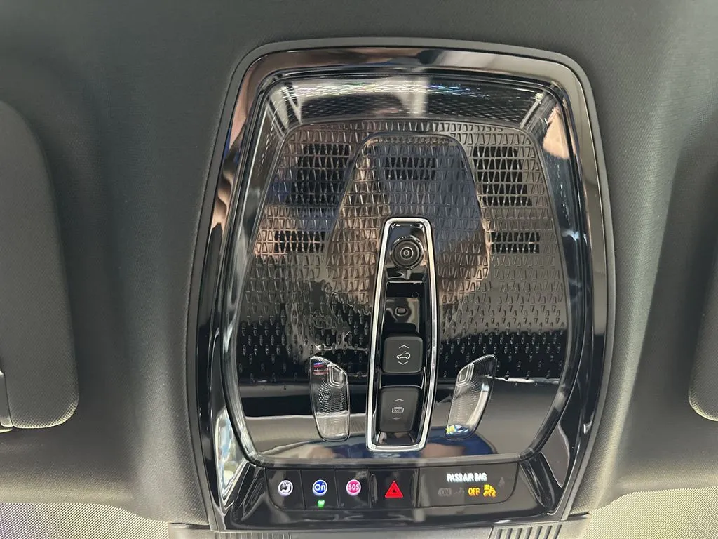 2026 Cadillac VISTIQ Luxury - Photo 25