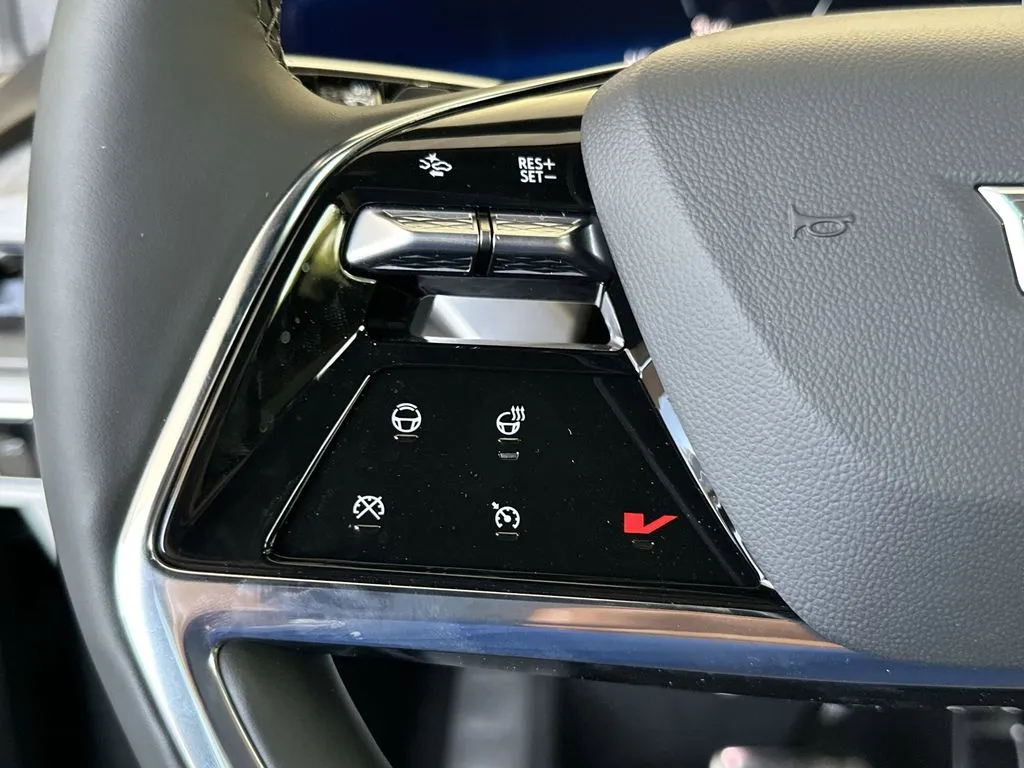 2026 Cadillac VISTIQ Luxury - Photo 20