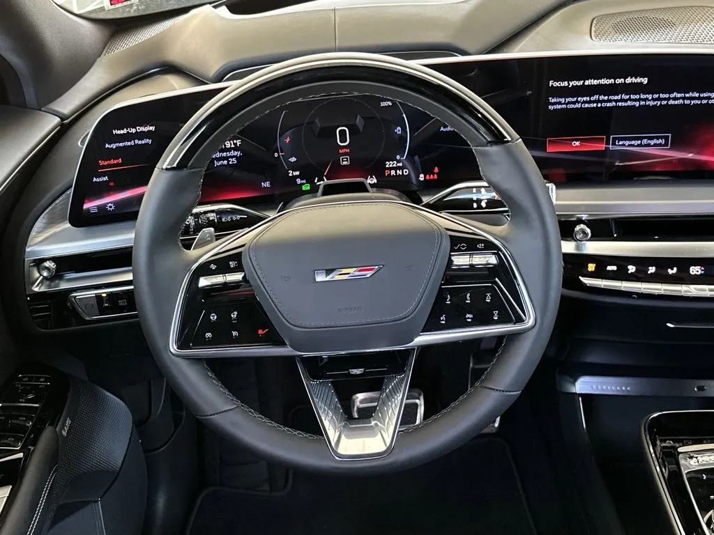 2026 Cadillac LYRIQ V - Photo 18