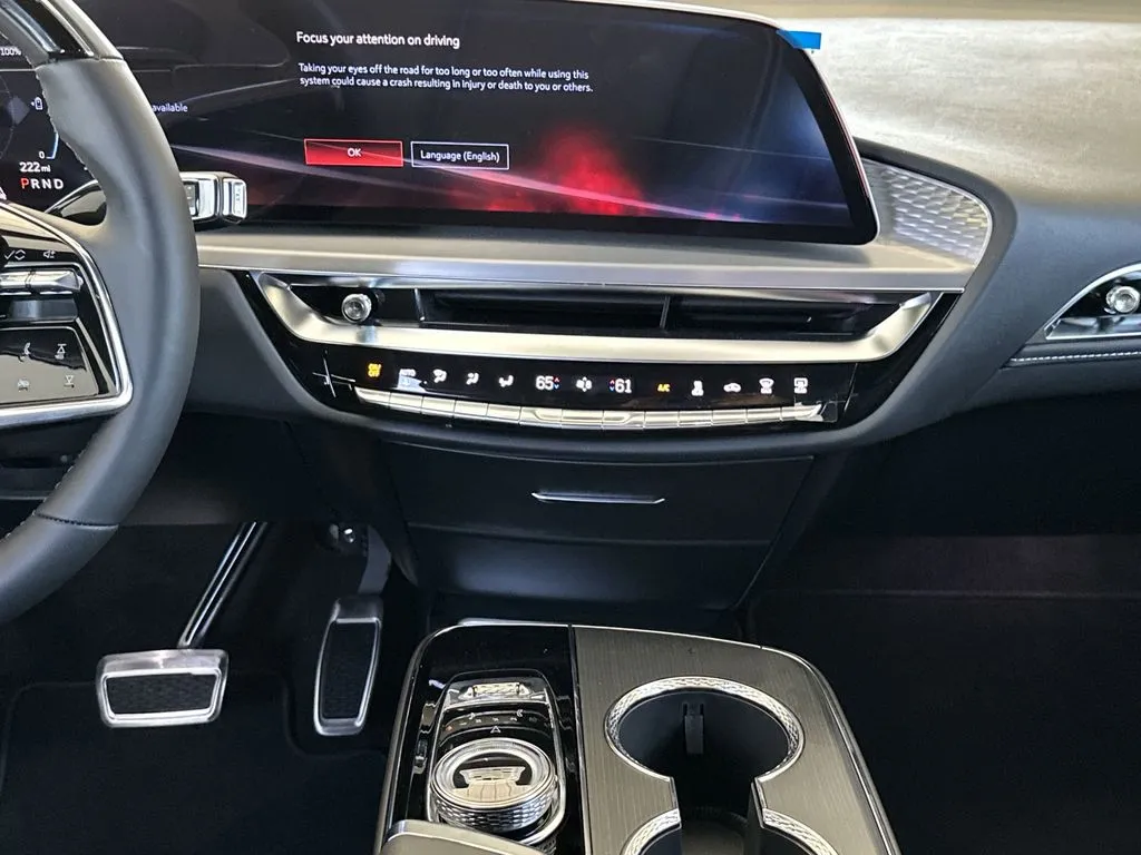 2026 Cadillac LYRIQ V - Photo 19