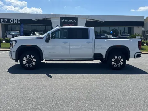 More photos of 2025 GMC Sierra 2500HD Denali at Step One Cadillac Buick GMC Pensacola, FL