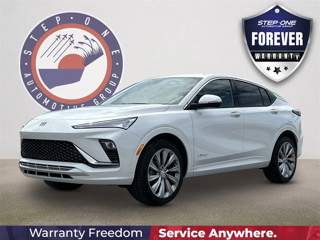 White 2025 Buick Envista Avenir for sale in Pensacola, FL