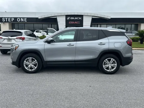 More photos of 2024 GMC Terrain SLE at Step One Cadillac Buick GMC Pensacola, FL