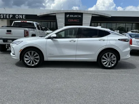 More photos of 2025 Buick Envista Avenir at Step One Cadillac Buick GMC Pensacola, FL