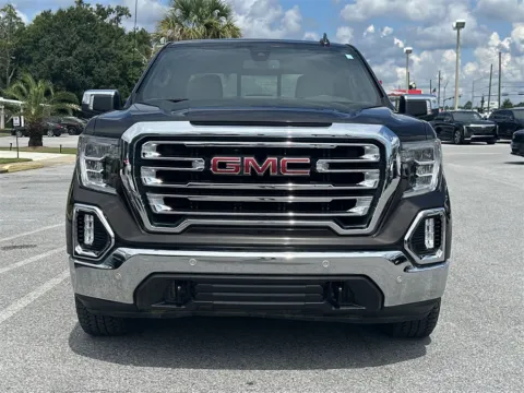 More photos of 2020 GMC Sierra 1500 SLT at Step One Cadillac Buick GMC Pensacola, FL