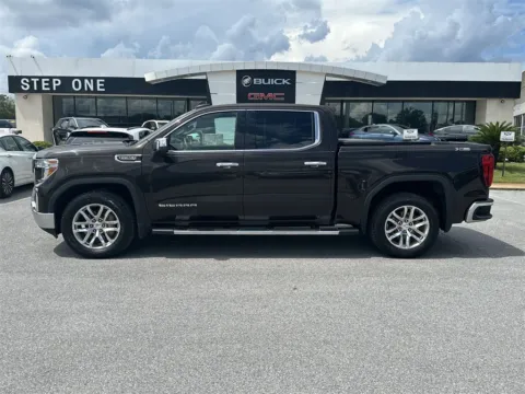 More photos of 2020 GMC Sierra 1500 SLT at Step One Cadillac Buick GMC Pensacola, FL