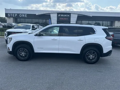 More photos of 2025 GMC Acadia Elevation at Step One Cadillac Buick GMC Pensacola, FL