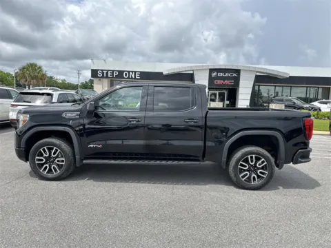 More photos of 2021 GMC Sierra 1500 AT4 at Step One Cadillac Buick GMC Pensacola, FL