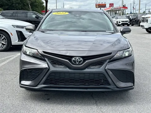 More photos of 2022 Toyota Camry SE at Step One Cadillac Buick GMC Pensacola, FL