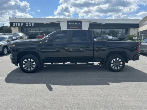 More photos of 2022 Chevrolet Silverado 2500HD LTZ at Step One Cadillac Buick GMC Pensacola, FL