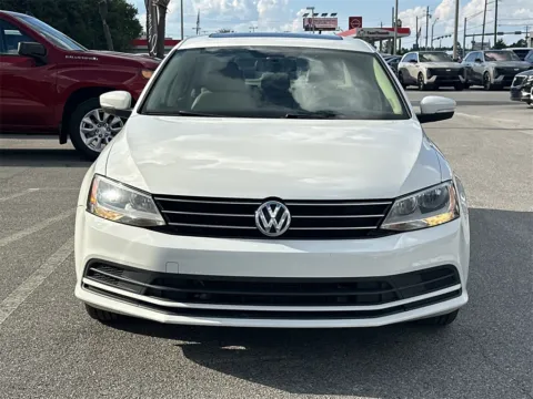 More photos of 2016 Volkswagen Jetta 1.4T SE at Step One Cadillac Buick GMC Pensacola, FL