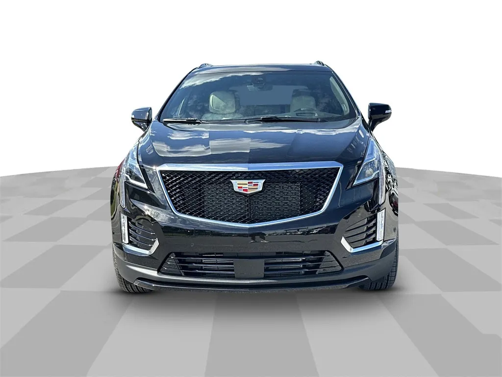 2025 Cadillac XT5 Sport photo 2