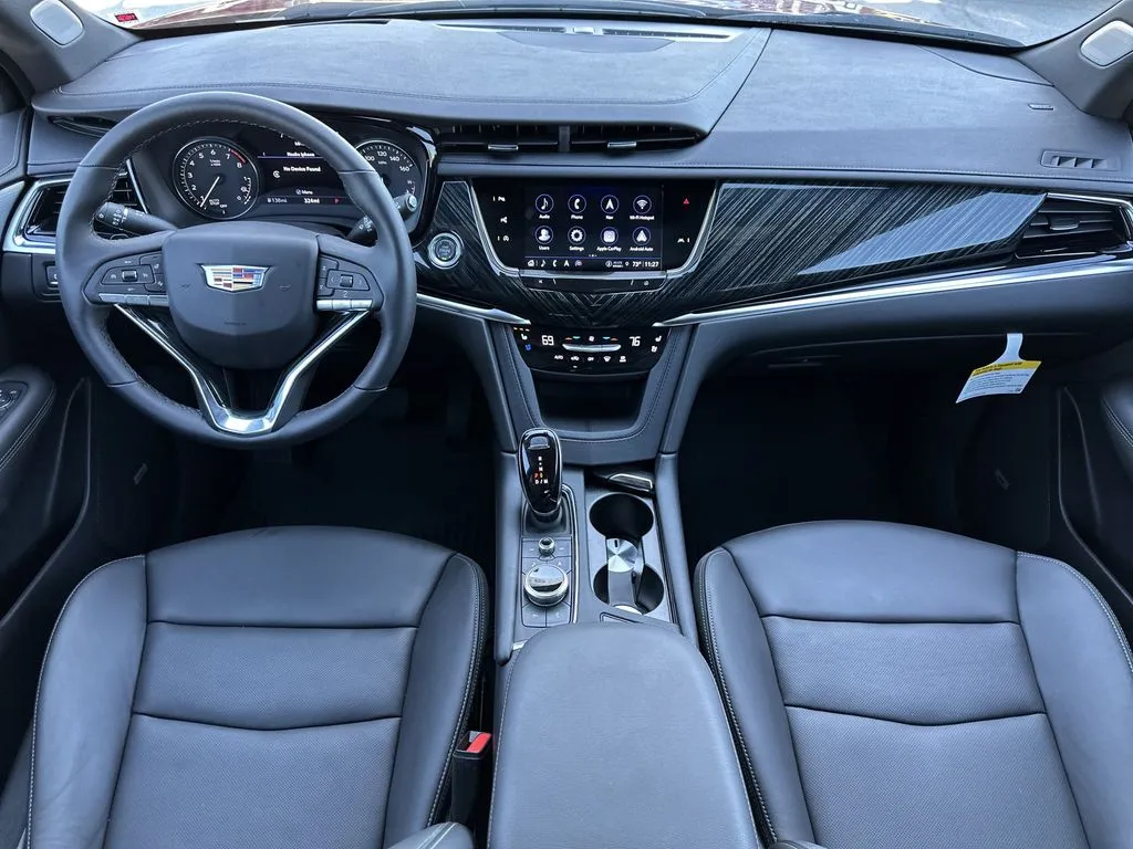 2025 Cadillac XT6 Premium Luxury - Photo 13