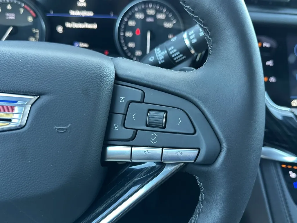 2025 Cadillac XT6 Premium Luxury - Photo 22