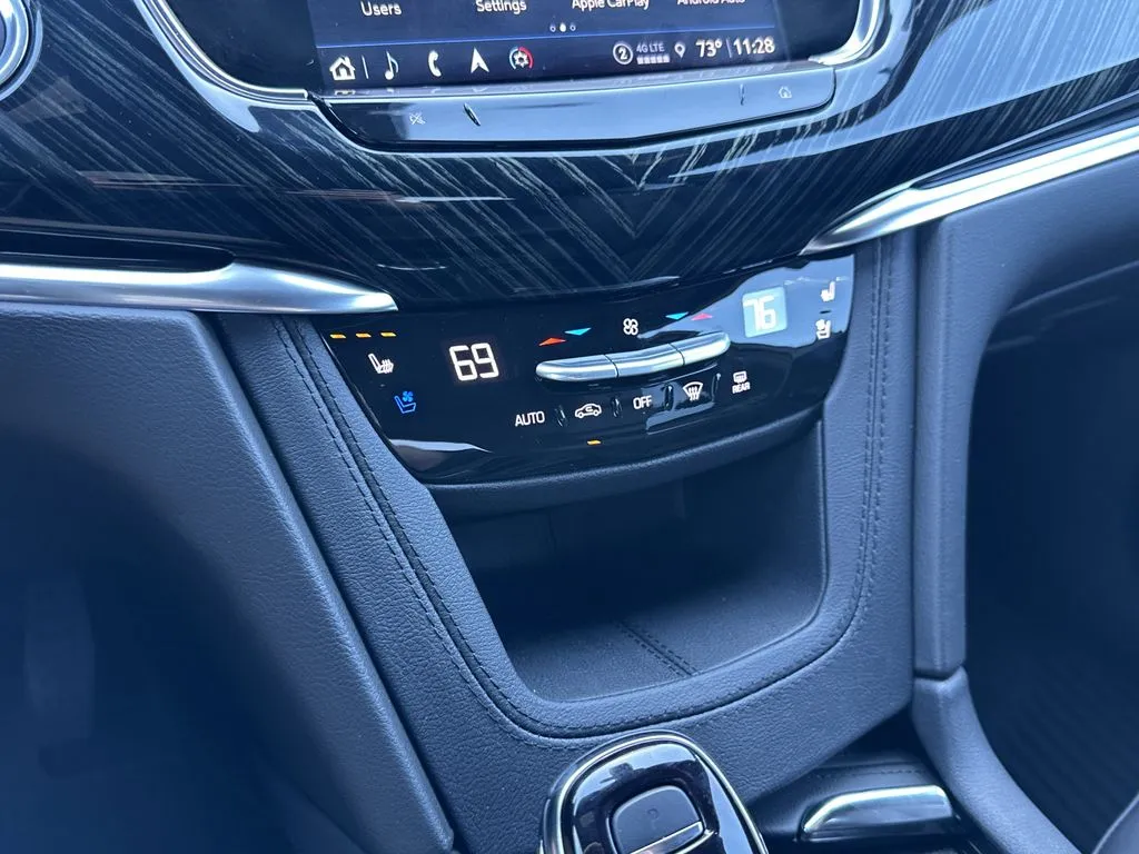 2025 Cadillac XT6 Premium Luxury - Photo 26