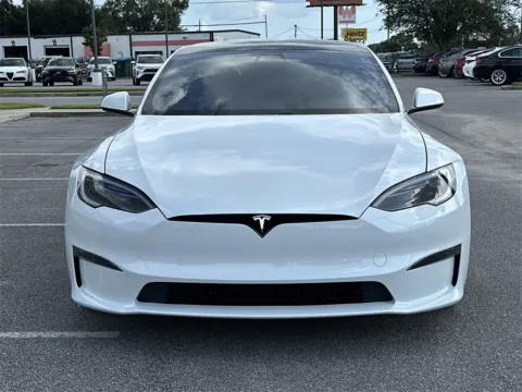 More photos of 2023 Tesla Model S at Step One Cadillac Buick GMC Pensacola, FL