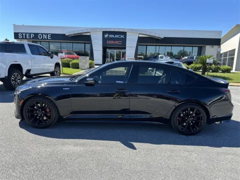 More photos of 2022 Cadillac CT5 V-Series at Step One Cadillac Buick GMC Pensacola, FL