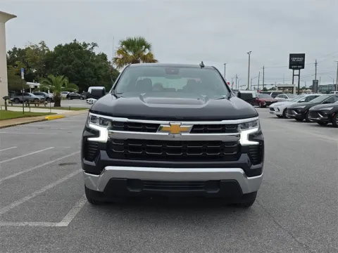 More photos of 2024 Chevrolet Silverado 1500 LT at Step One Cadillac Buick GMC Pensacola, FL