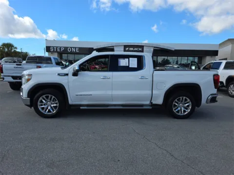 More photos of 2021 GMC Sierra 1500 SLT at Step One Cadillac Buick GMC Pensacola, FL