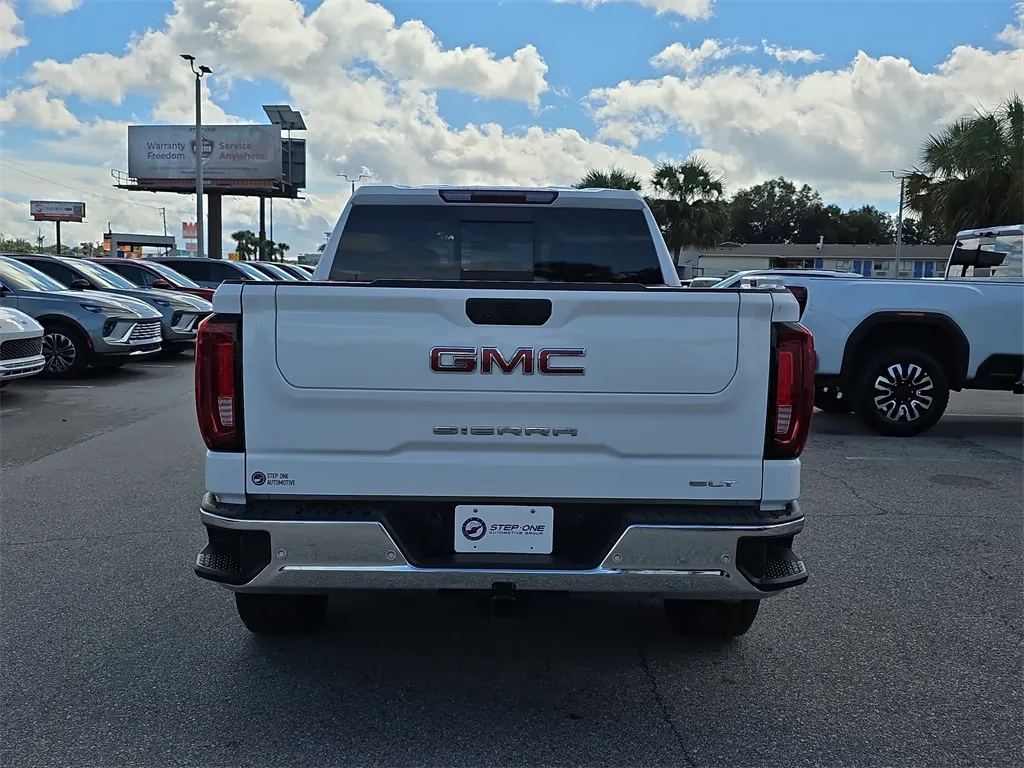 2021 Gmc Sierra 1500 SLT photo 3