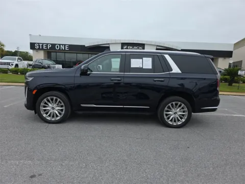 More photos of 2022 Cadillac Escalade Premium Luxury at Step One Cadillac Buick GMC Pensacola, FL