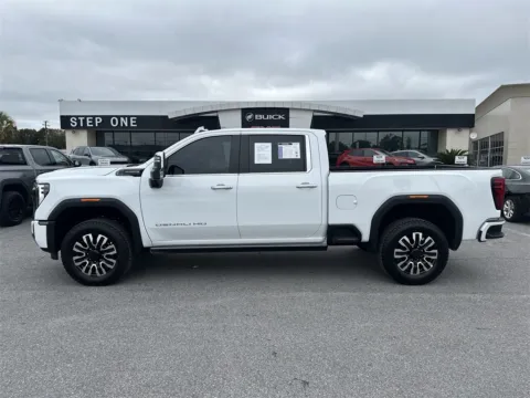 More photos of 2026 GMC Sierra 2500HD Denali Ultimate at Step One Cadillac Buick GMC Pensacola, FL