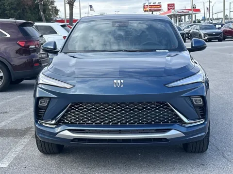 More photos of 2026 Buick Envista Avenir at Step One Cadillac Buick GMC Pensacola, FL