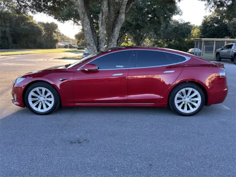 More photos of 2017 Tesla Model S 60D at Step One Cadillac Buick GMC Pensacola, FL