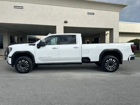 More photos of 2026 GMC Sierra 3500HD Denali Ultimate at Step One Cadillac Buick GMC Pensacola, FL