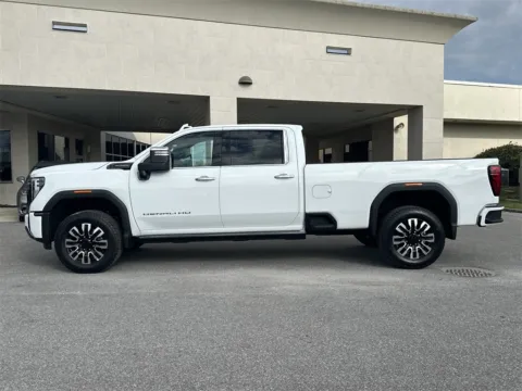 More photos of 2026 GMC Sierra 3500HD Denali Ultimate at Step One Cadillac Buick GMC Pensacola, FL
