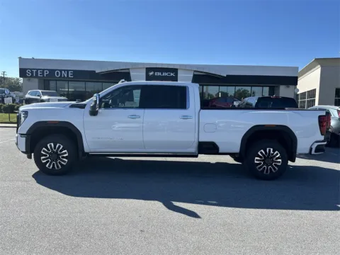 More photos of 2026 GMC Sierra 3500HD Denali Ultimate at Step One Cadillac Buick GMC Pensacola, FL
