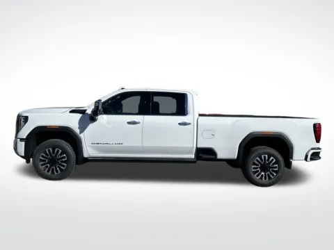 More photos of 2026 GMC Sierra 3500HD Denali Ultimate at Step One Cadillac Buick GMC Pensacola, FL